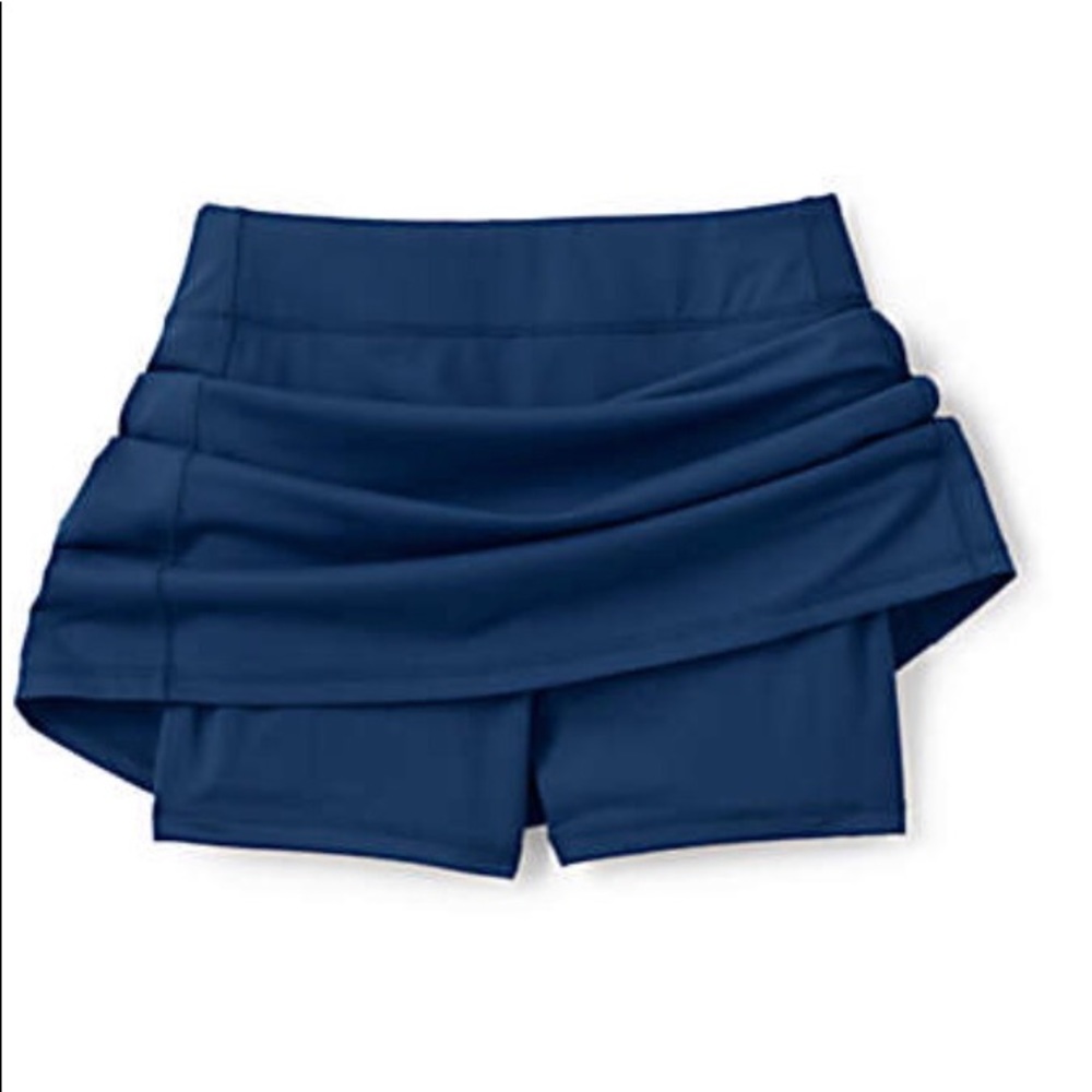 Lands End skort. Navy Blue size L zipper pockets.